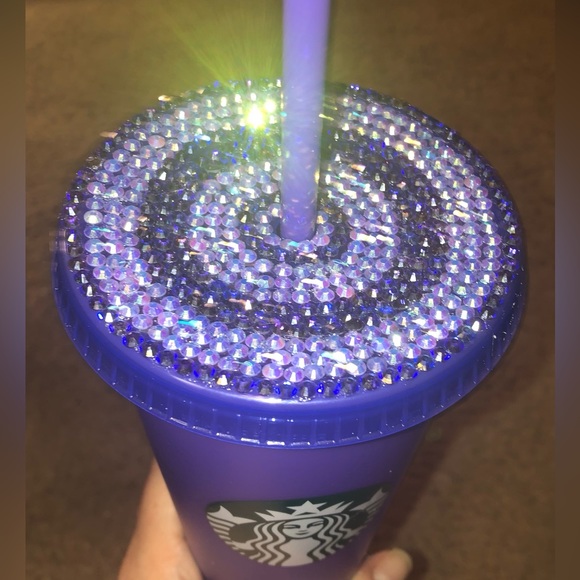 Rhinestone Starbucks Tumblers with straws - Picture 11 of 12